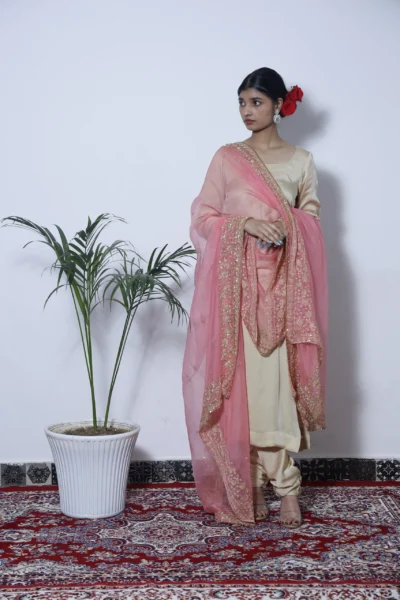Chandini Ivory Suit Set
